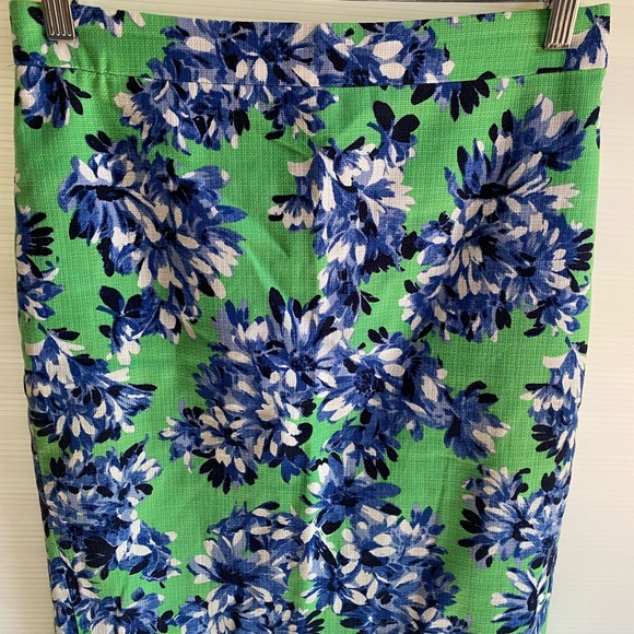J Crew Womens The Pencil Skirt Green and blue Floral tweed knee length Size 0/6 - Picture 2 of 11